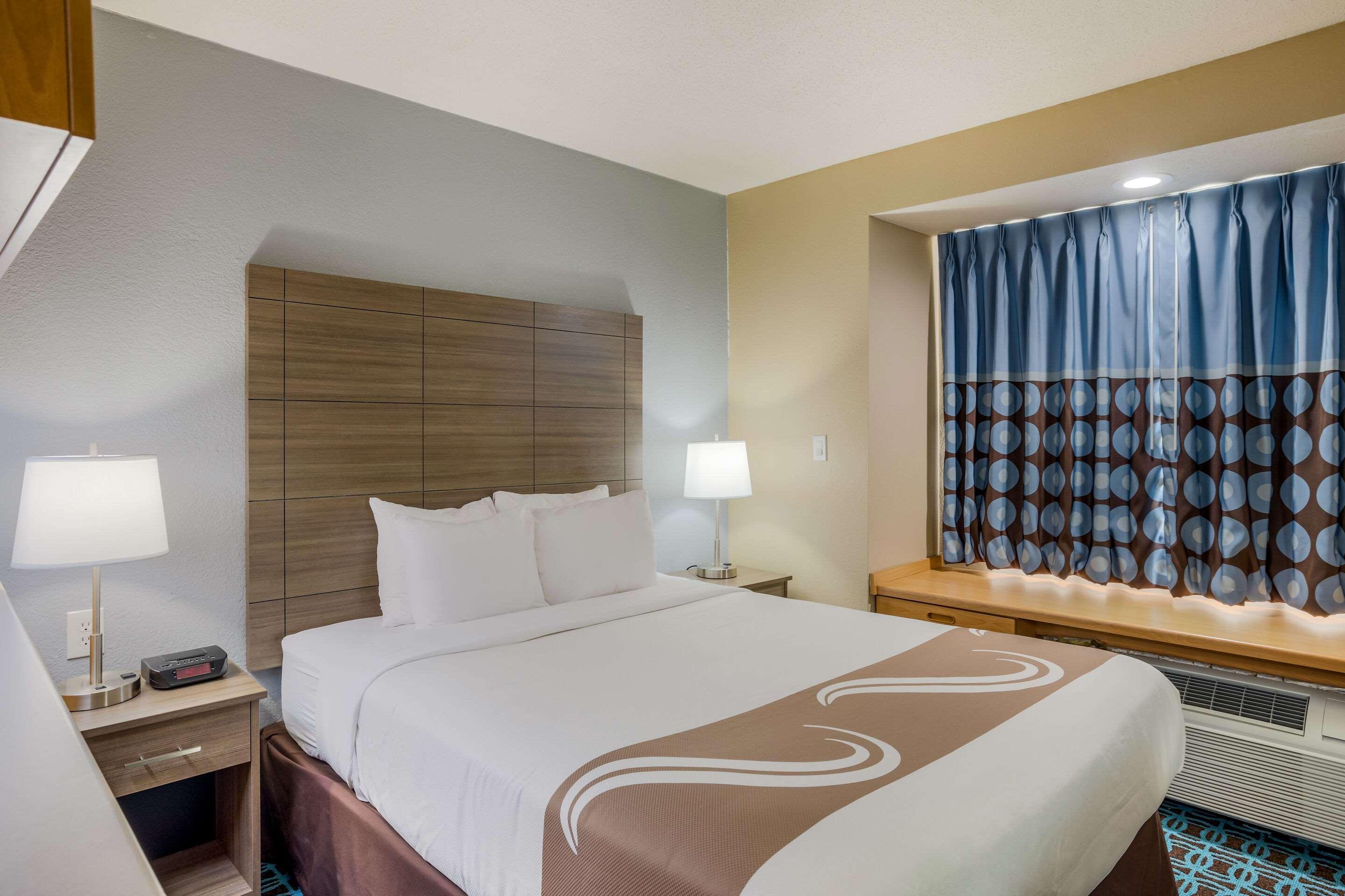 Sonesta Essential Hotel Blue Springs Eksteriør bilde