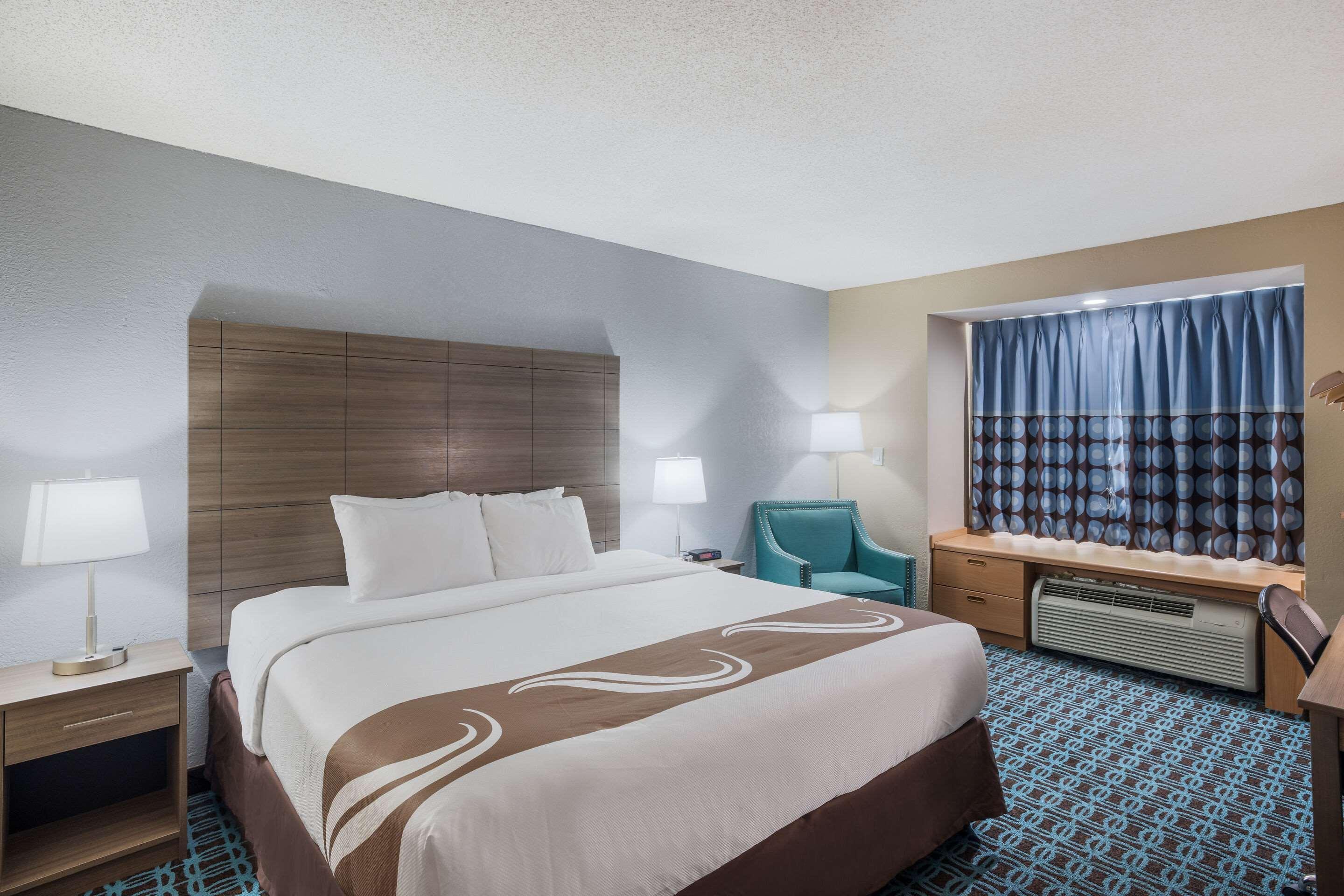 Sonesta Essential Hotel Blue Springs Eksteriør bilde